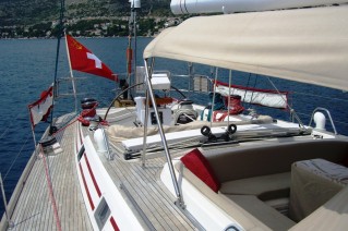 kia ora III side deck